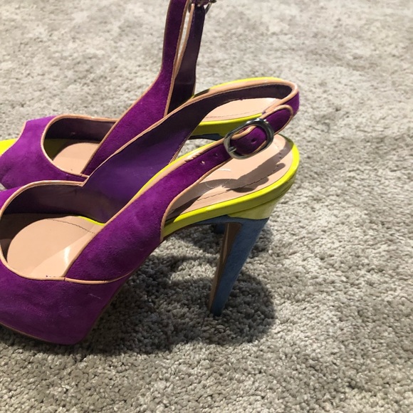 Jessica Simpson multi colored heels - Picture 3 of 5